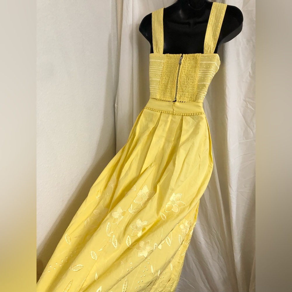 Avec Les Filles yellow embroidered eyelet crop smocked tank top and Skirt size M - Picture 9 of 16